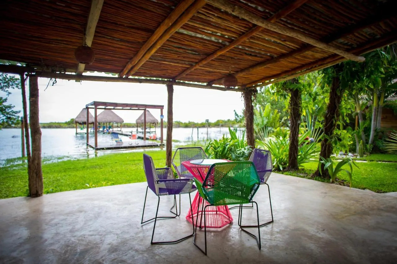 Casa Shiva Bacalar By Mij Bed & Breakfast